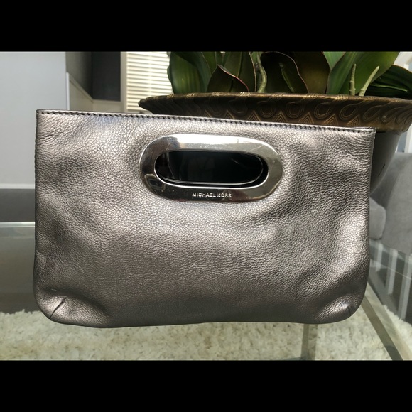 Michael Kors gunmetal Berkley clutch - Picture 2 of 7